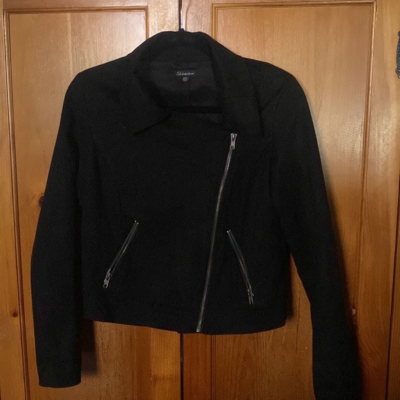 Black Zipper Jacket - Picture 3 of 5